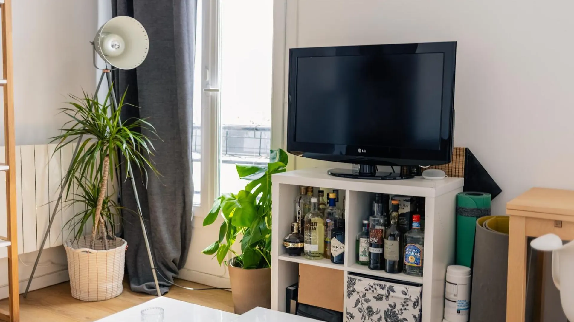 Cedric Apartment باريس 0*,  فرنسا